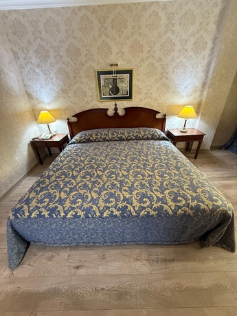 Imagen de la habitación del HOTEL B&Uuml;Y&Uuml;K S&Uuml;MELA. Foto 7