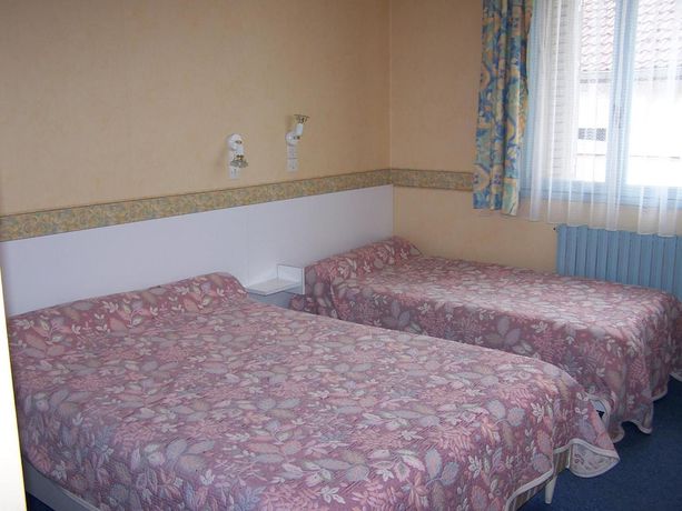 Imagen de la habitación del HOTEL DE LA POMME D\'OR. Foto 15