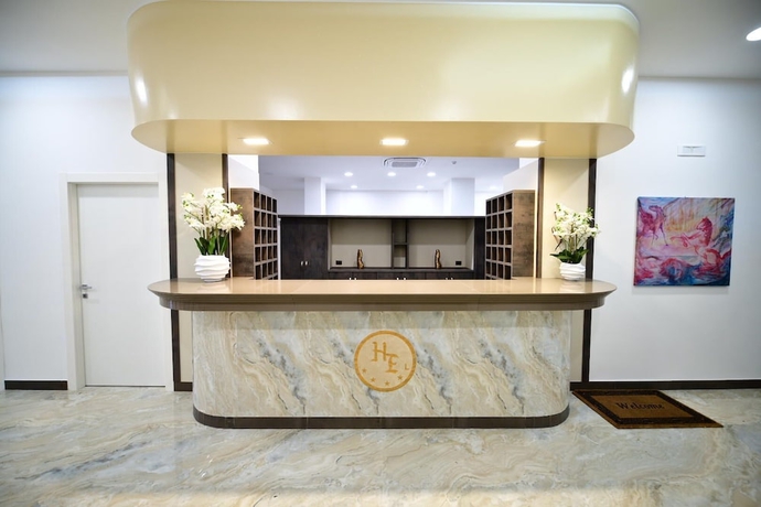 Imagen de los interiores del HOTEL EBOLI. Foto 10