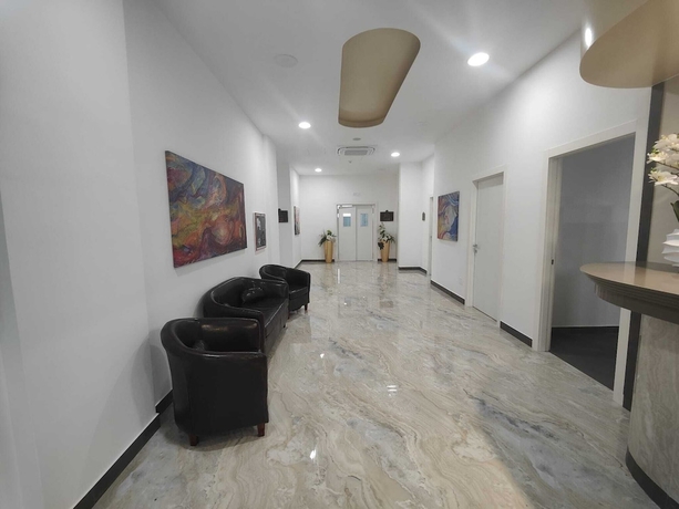 Imagen de los interiores del HOTEL EBOLI. Foto 14