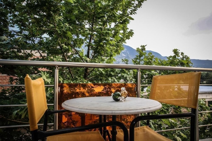 Imagen de la habitación del HOTEL ENA. Foto 12