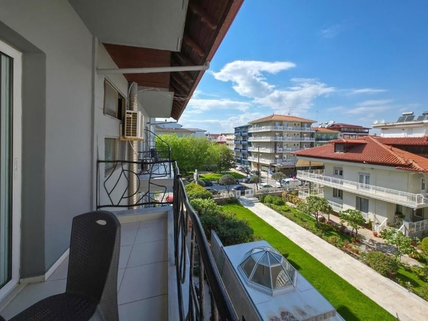 Imagen de los exteriores del HOTEL GALINI. Foto 8