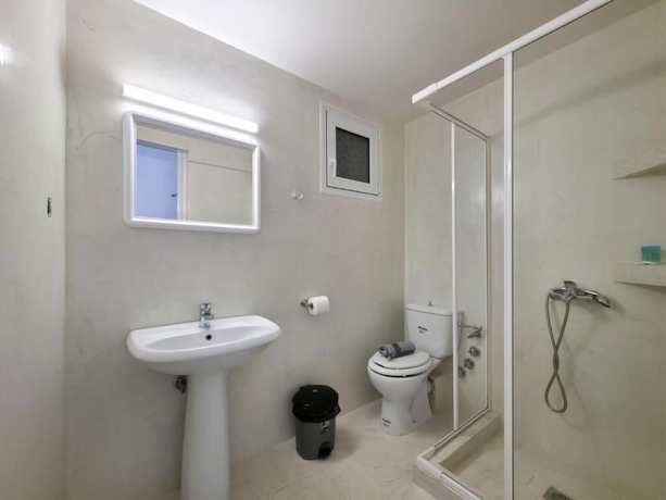 Imagen de la habitación del HOTEL GALINI. Foto 3