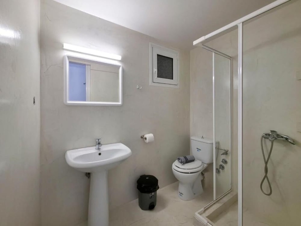 Imagen de la habitación del HOTEL GALINI. Foto 7