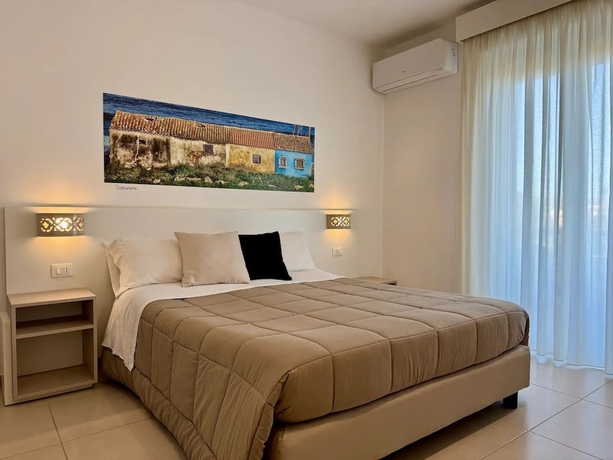 Imagen de la habitación del HOTEL JONIO. Foto 3