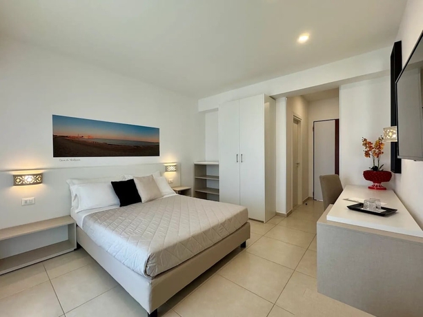 Imagen de la habitación del HOTEL JONIO. Foto 4