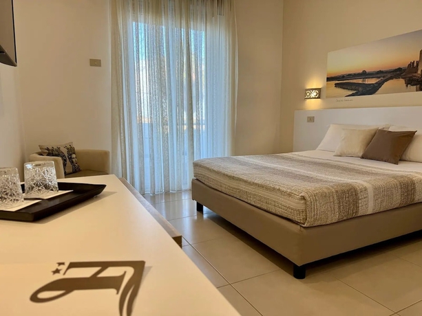 Imagen de la habitación del HOTEL JONIO. Foto 6