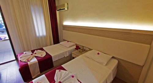 Imagen general del HOTEL PORTOFİNO Marmaris. Foto 7