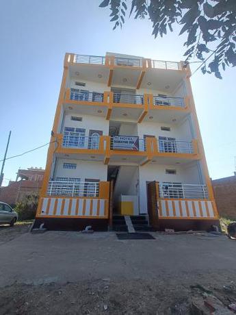 Imagen general del HOTEL RAMAYAN FREE PICKUP FROM RAILWAY STATION AC ROOMs. Foto 5