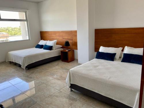 Imagen de la habitación del HOTEL ROYAL TOSCANA. Foto 20