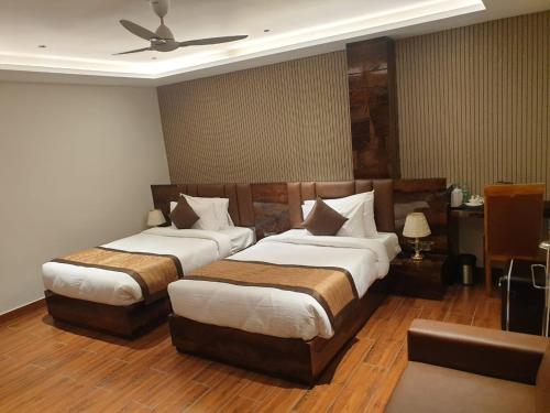 Imagen de la habitación del HOTEL SUNCITY PALACE. Foto 16