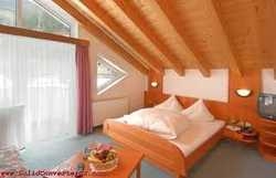 Imagen de la habitación del HOTEL TIA MONTE. Foto 2