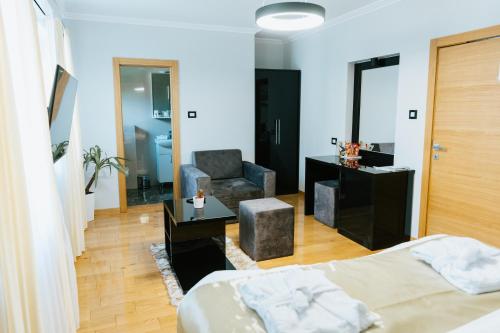 Imagen de la habitación del HOTEL Villa Cvijanović - WELLNESS-SPA. Foto 16