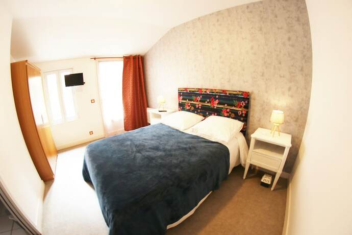 Imagen de la habitación del HOTELandCANTINE DE LA PLAGE. Foto 10