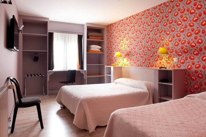 Imagen de la habitación del H&Ocirc;TEL DU SAUMON. Foto 6