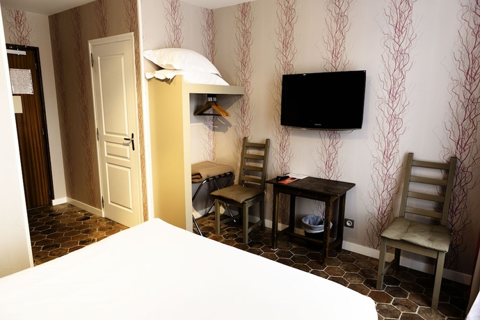 Imagen de la habitación del H&Ocirc;TEL DU SAUMON. Foto 14