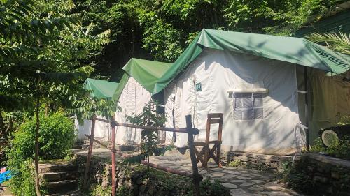 Imagen de la habitación del Hail Himalayas. Foto 17