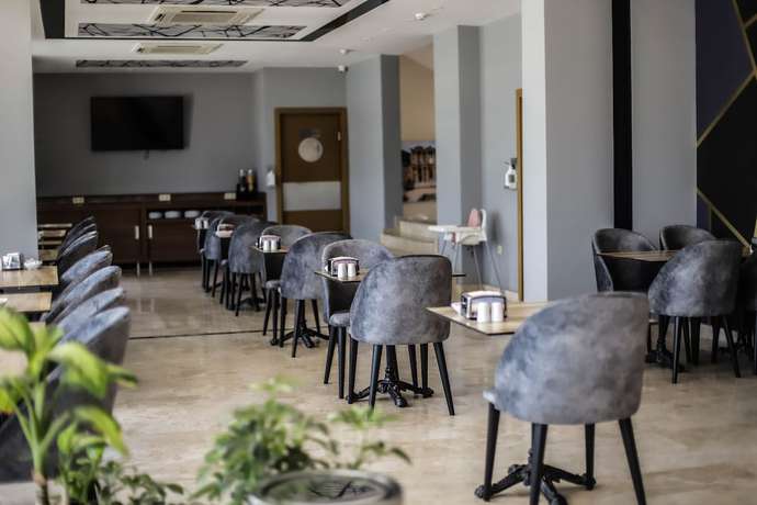 Imagen de los interiores del Hakcan Hotel. Foto 15