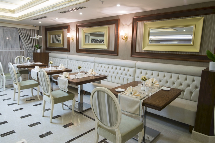 Imagen del bar/restaurante del Halifaks Hotel. Foto 3