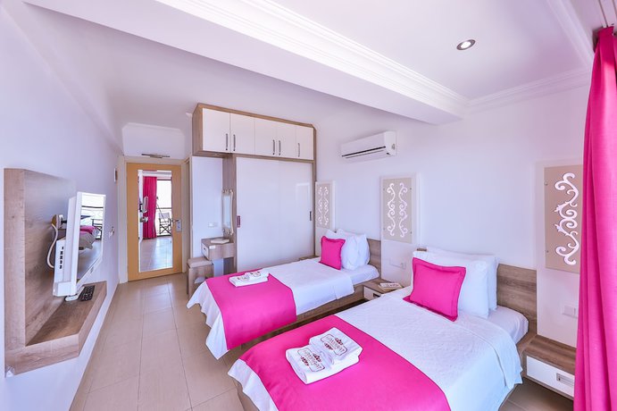 Imagen de la habitación del Hamarat Hotel. Foto 6