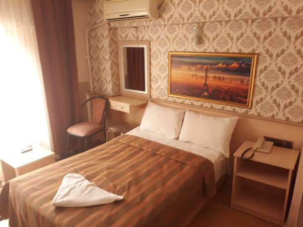 Imagen de la habitación del Hamit Hotel İstanbul. Foto 16