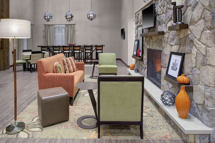 Imagen de los interiores del Hampton Inn and Suites Manchester, Manchester Area. Foto 15