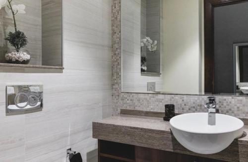 Imagen general del Hanza Tower CITY - 22 Apartments SPA Jacuzzi & Pool & Sauna. Foto 6