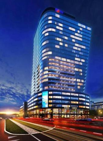 Imagen general del Hanza Tower Center Apartments POOL JACUSI SAUNA. Foto 12