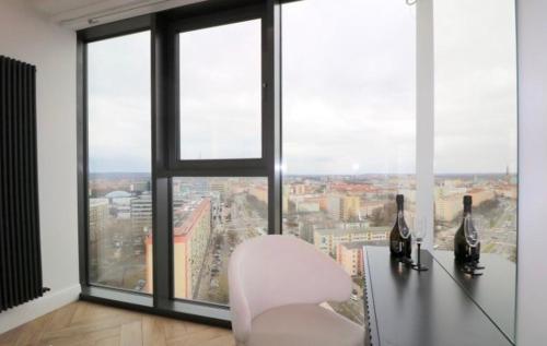 Imagen general del Hanza Tower GOLD 26 studio SAUNA & JACUZZI & POOL. Foto 5
