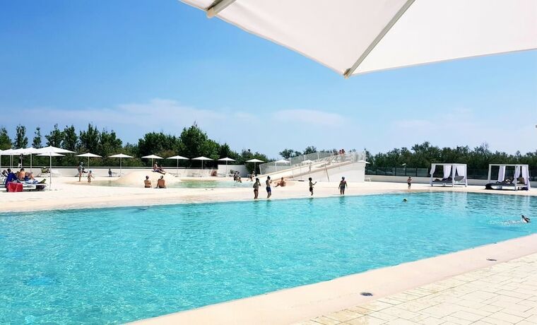 Imagen general del Happy Camp Rosapineta Camping Village. Foto 8