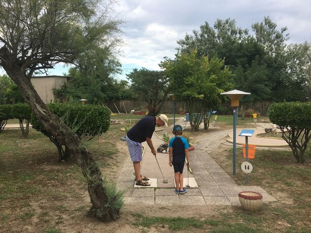 Imagen general del Happy Camp Rosapineta Camping Village. Foto 14