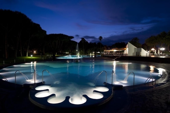 Imagen de la piscina del Happy Camp in Camping Baia Domizia. Foto 19