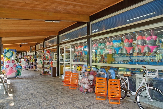 Imagen de los interiores del Happy Camp in Camping Baia Domizia. Foto 16