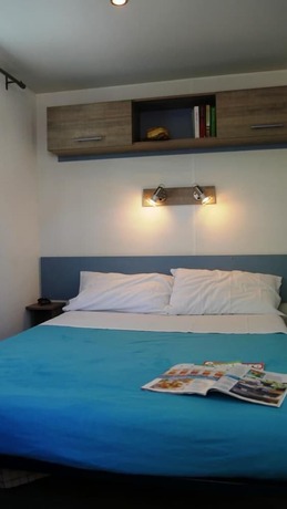 Imagen general del Happy Camp in Camping Village California. Foto 10