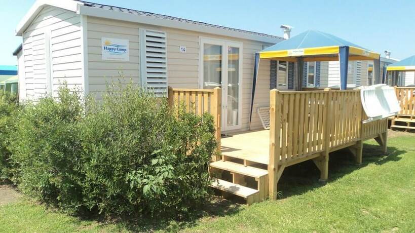 Imagen de la habitación del Happy Camp in Camping Village California. Foto 20