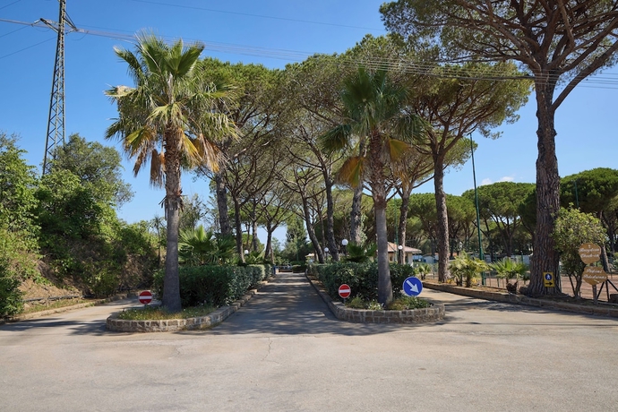 Imagen general del Happy Camp in Costa D\'Argento Camping. Foto 1