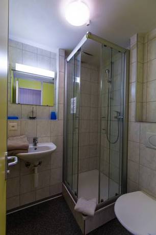 Imagen de la habitación del Happy Inn Lodge. Foto 8