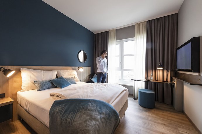 Imagen de la habitación del Harbr. Hotel Heilbronn. Foto 2