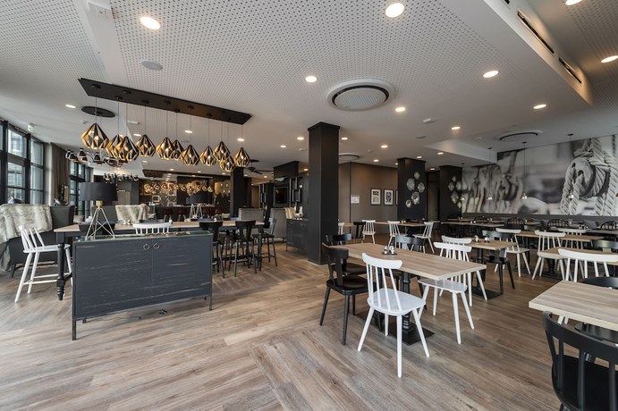 Imagen de los interiores del Harbr. Hotel Heilbronn. Foto 20