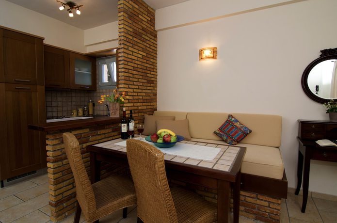 Imagen de la habitación del Harmony Hotel Apartments. Foto 19