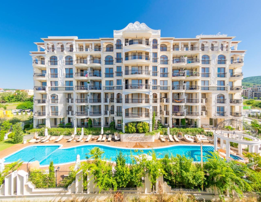 Imagen general del Harmony Suites Saint Vlas. Foto 1