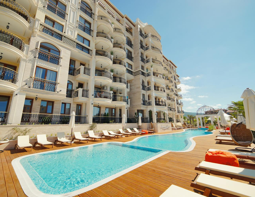 Imagen general del Harmony Suites Saint Vlas. Foto 3