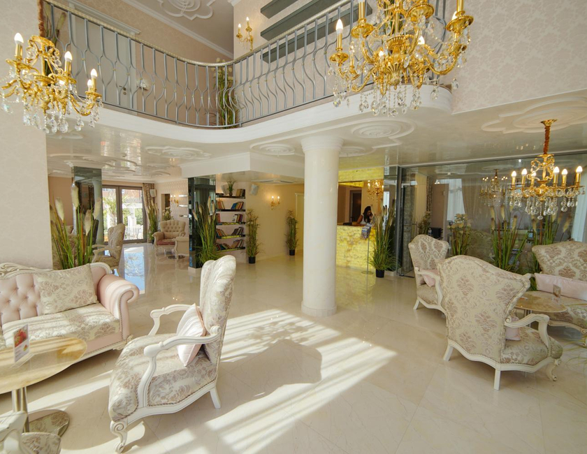Imagen general del Harmony Suites Saint Vlas. Foto 7