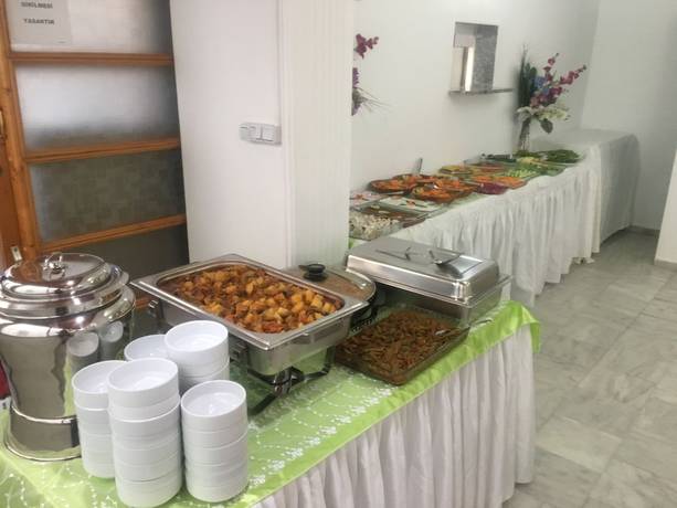 Imagen del bar/restaurante del Harvest Hotel. Foto 3