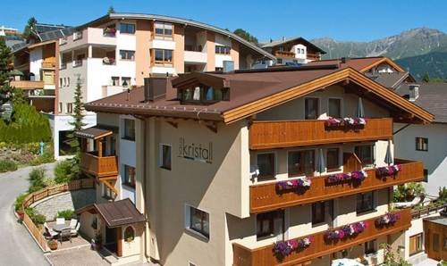 Imagen de los exteriores del Haus Kristall. Foto 8