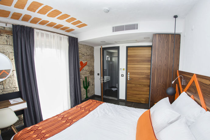 Imagen de la piscina del Hay Hotel - Adult Only. Foto 16