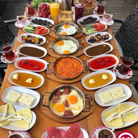 Imagen del bar/restaurante del Haznedar Bungalow Hotel. Foto 3