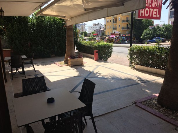 Imagen del bar/restaurante del Helene Apart Hotel. Foto 4