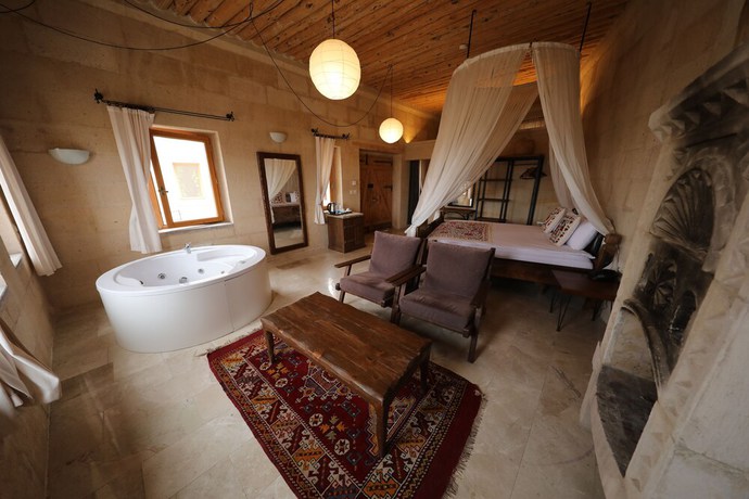 Imagen de la habitación del Helike Cave Hotel. Foto 14