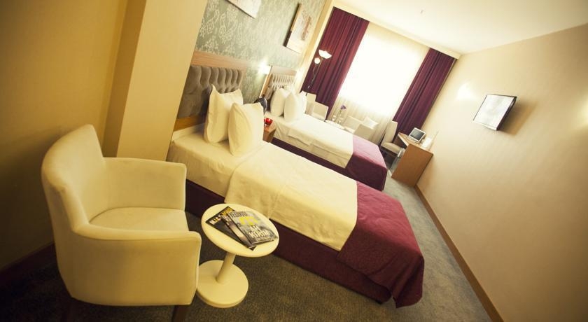 Imagen general del Helikon Business Hotel. Foto 10